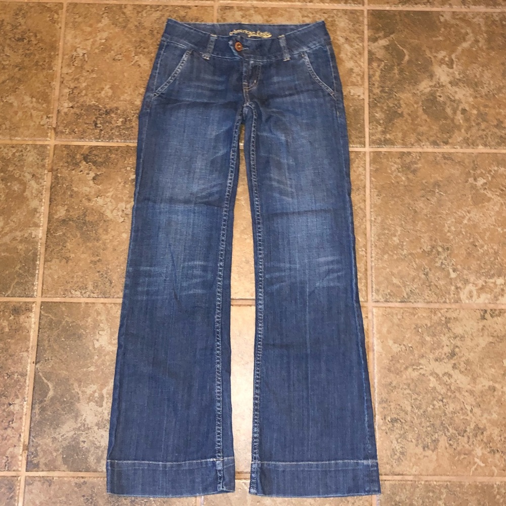 American Eagle Low Rise Wide Leg Jeans size 0